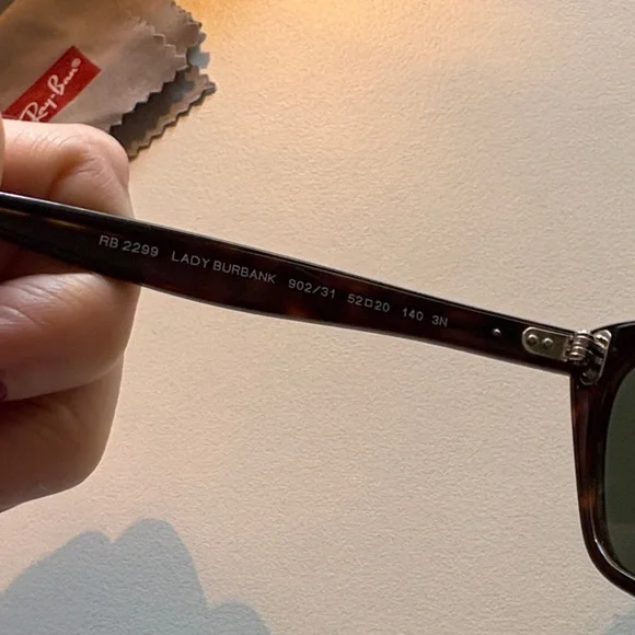 Ray-Ban Lady Burbank Sunglasses - Picture 5 of 9